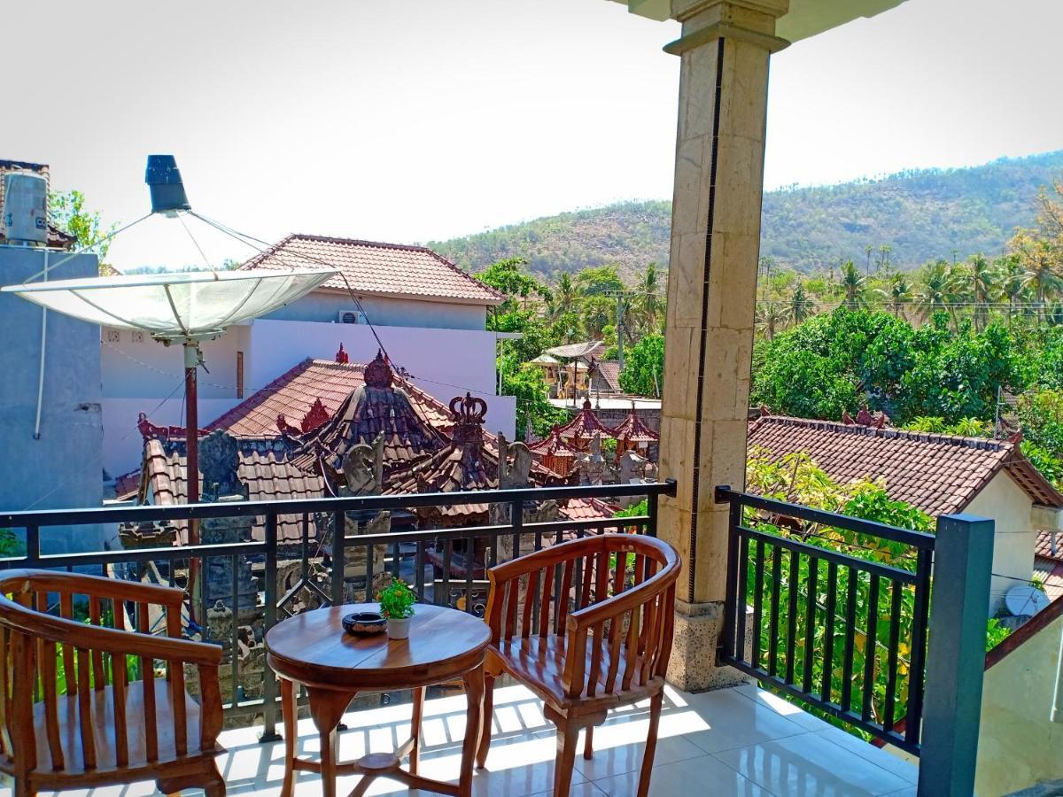 Tira Amed Homestay Exterior foto